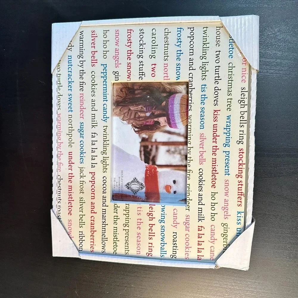 NWT Christmas / Winter Themed Photo Frame Decor 4x6 opening